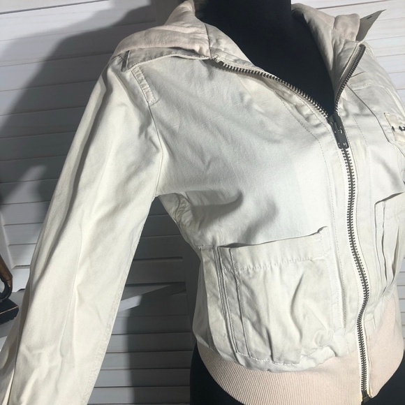 Rare Y2K Volcom Skater Cropped Bomber Jacket Hooded Full Zip Beige/Cream sz XS - Picture 7 of 15